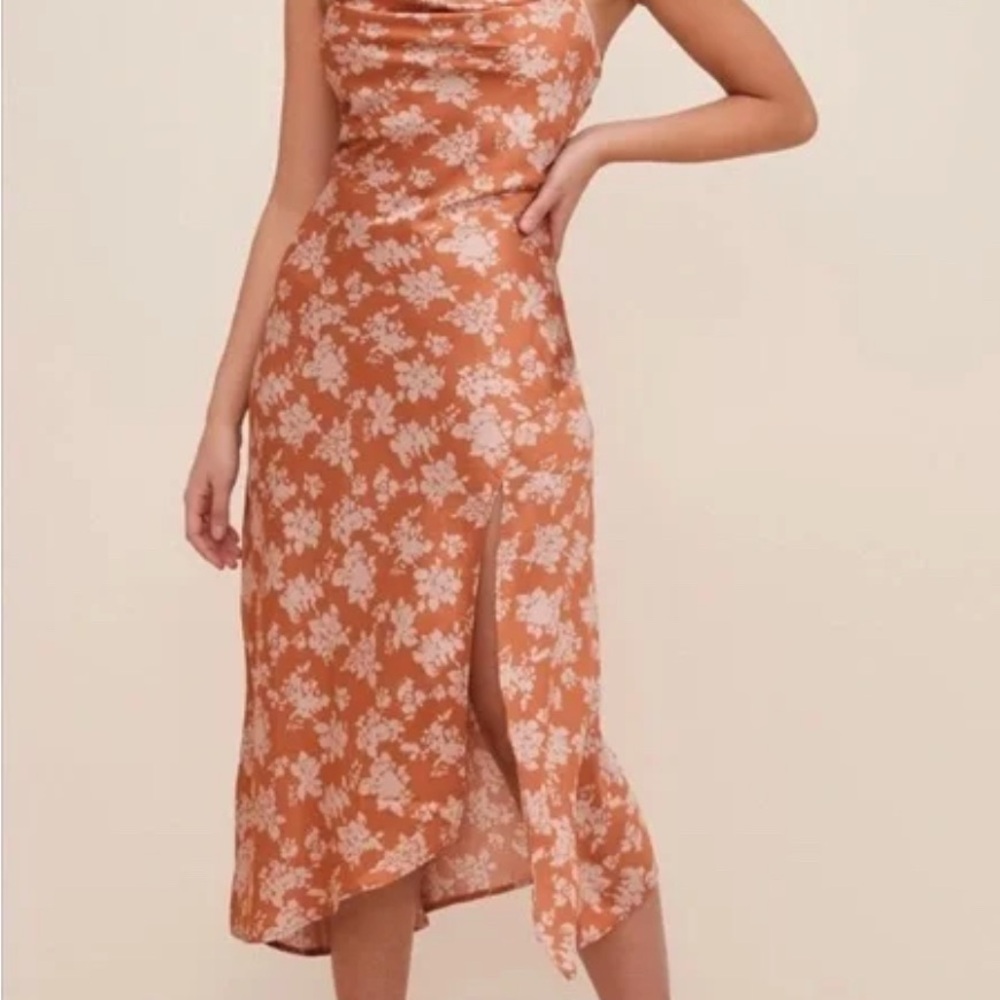 PrettyLittleThing Rust Floral Midi Dress